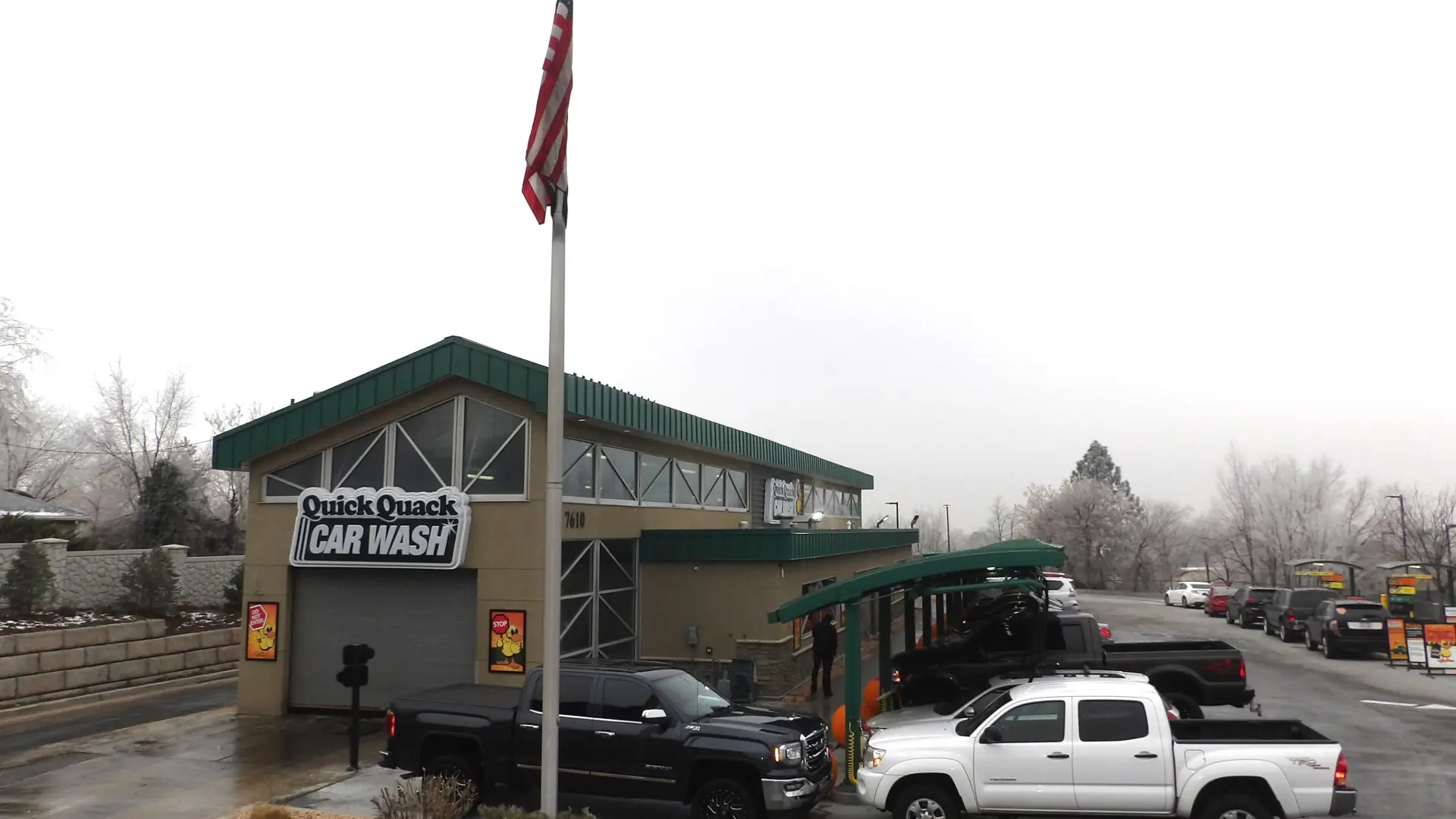 Quick Quack location 1330 West 9000 South, West Jordan, UT 84088