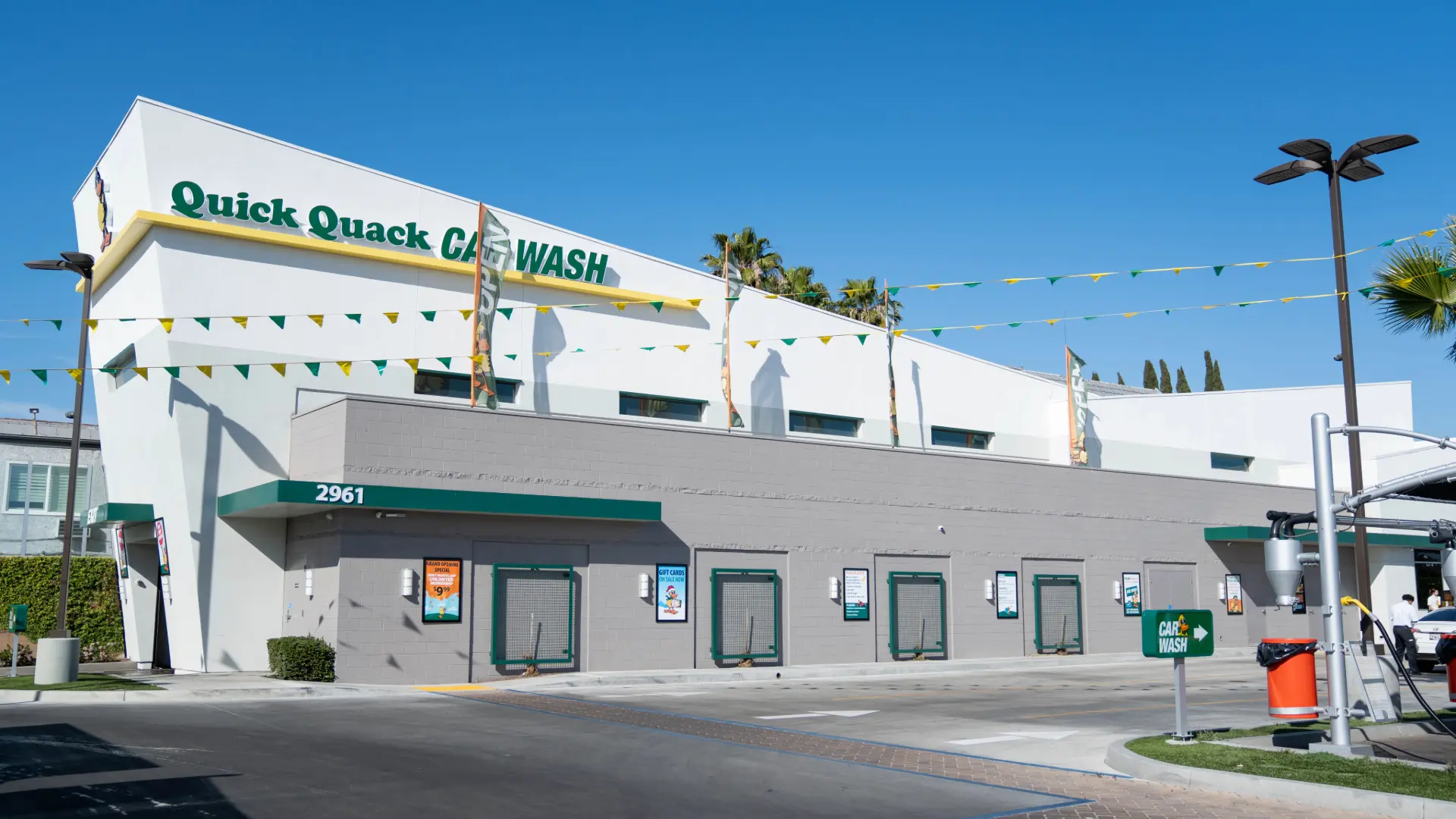 Quick Quack location 1807 N Main Street, Santa Ana, CA 92706