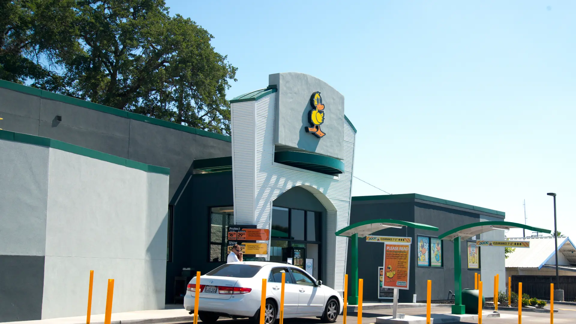 Quick Quack location 3975 Douglas Blvd, Roseville, CA 95661