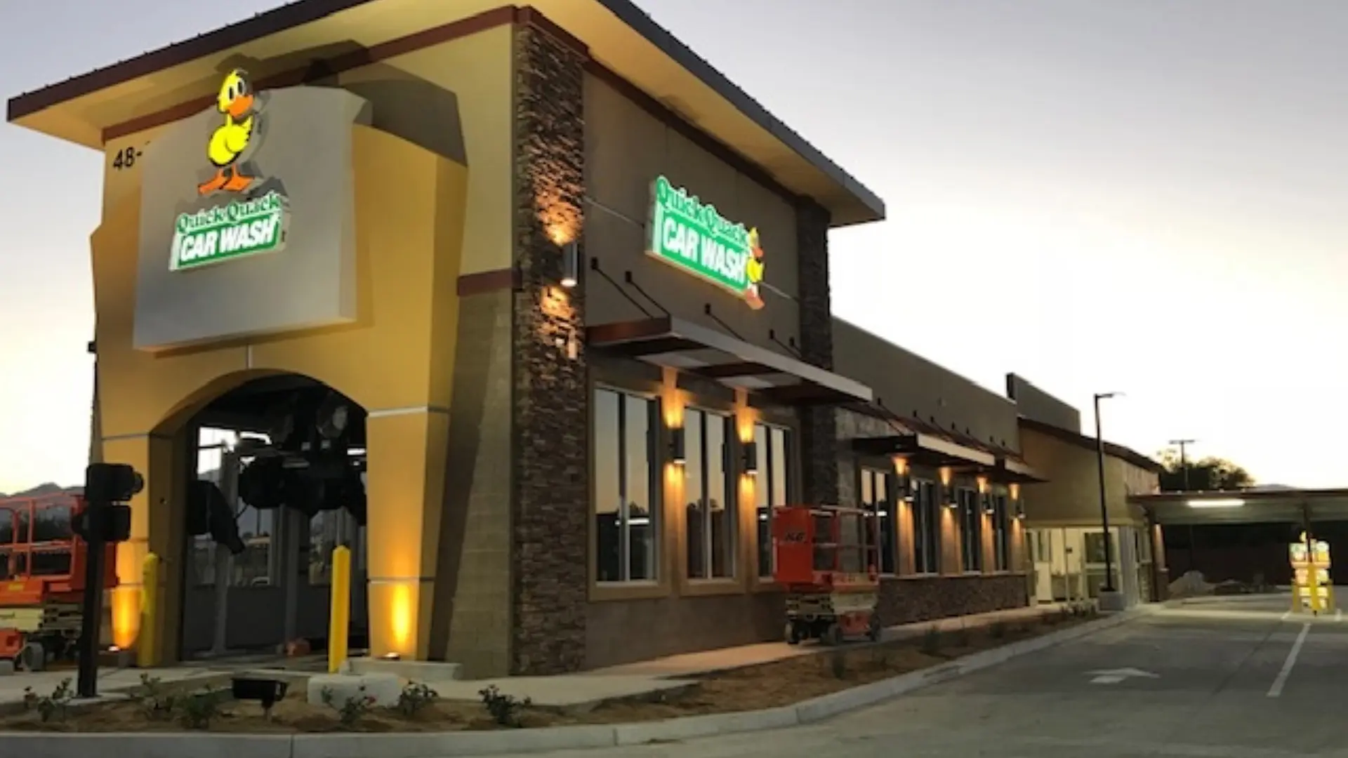 Quick Quack location 48955 Grapefruit Blvd, Coachella, CA 92236