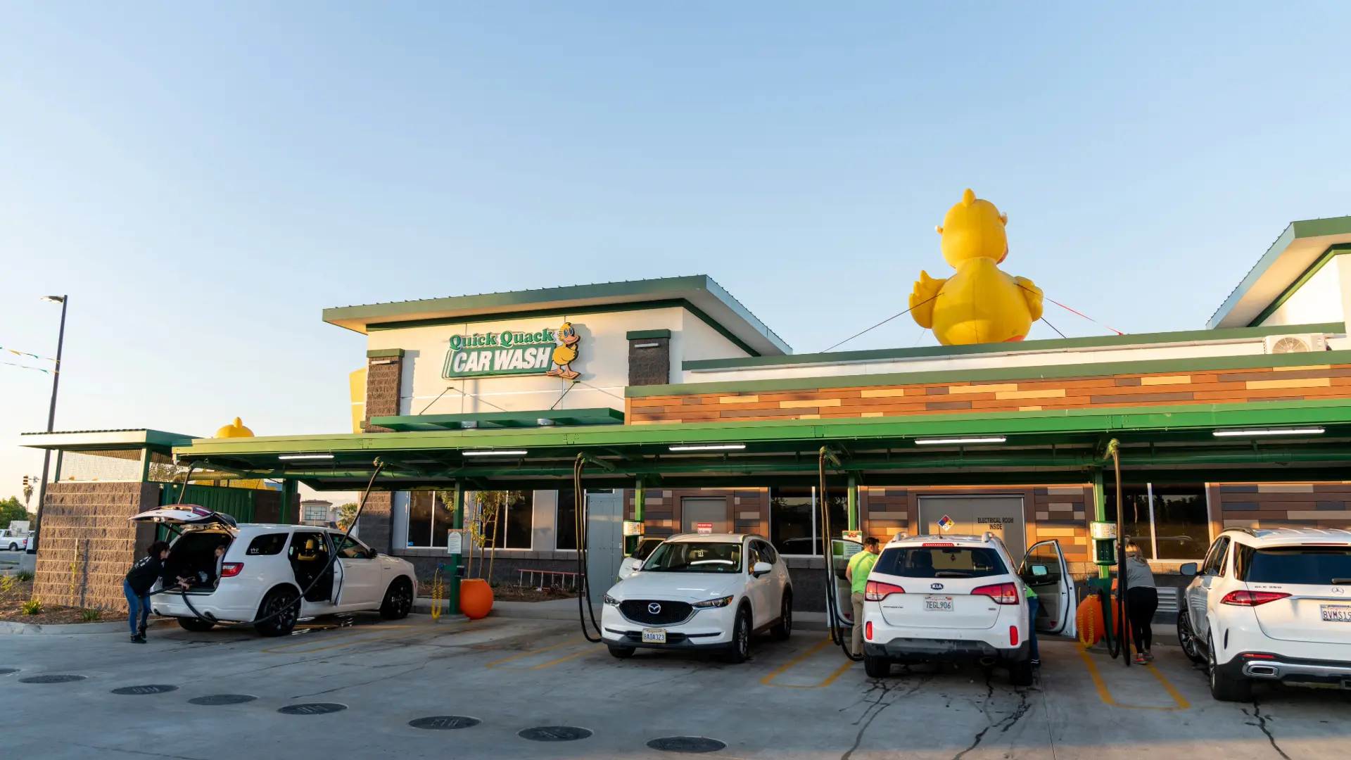 Quick Quack location 7280 Arlington Avenue, Riverside, CA 92503
