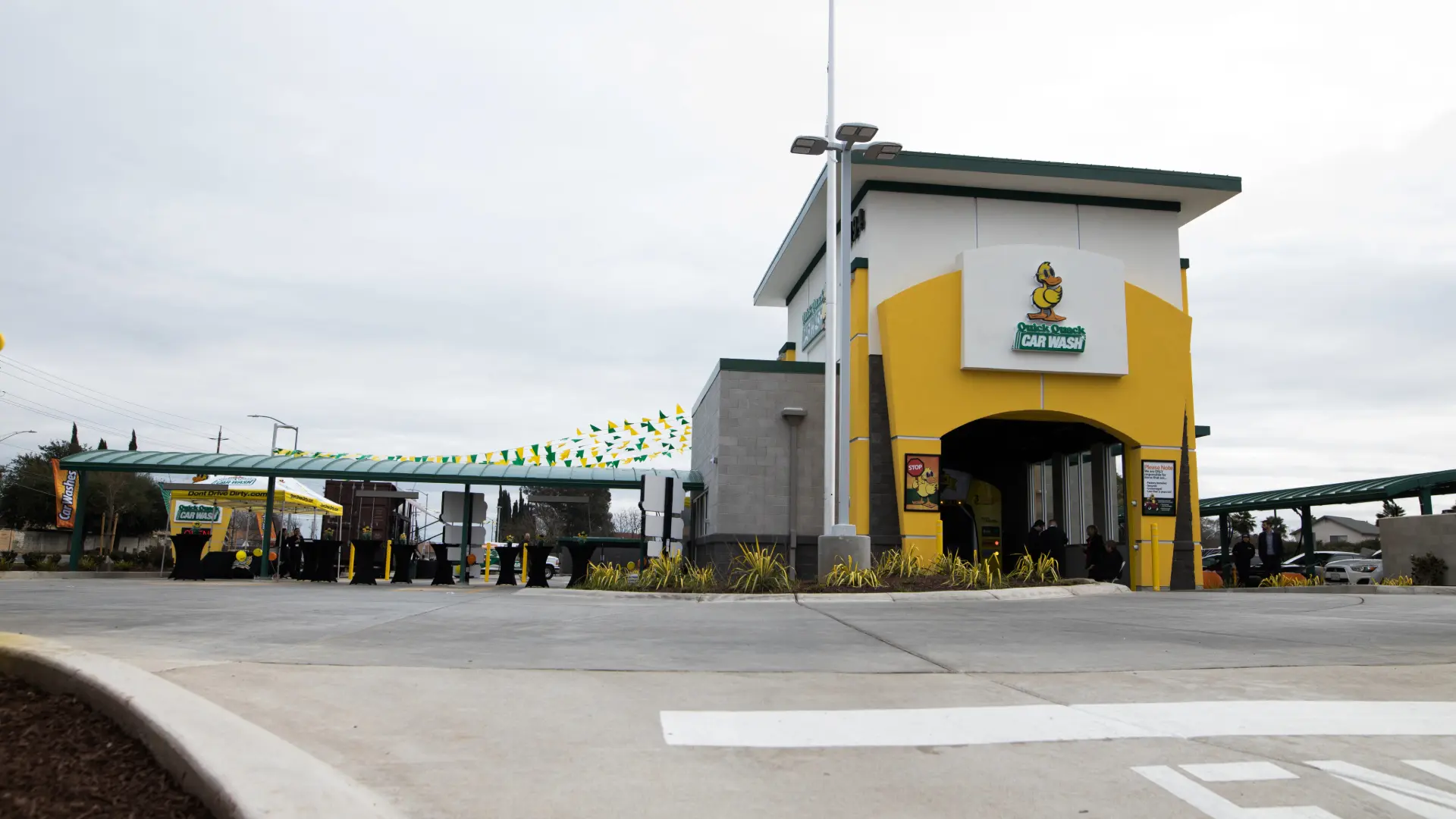 Quick Quack location 8194 Gerber Rd, Sacramento, CA 95828